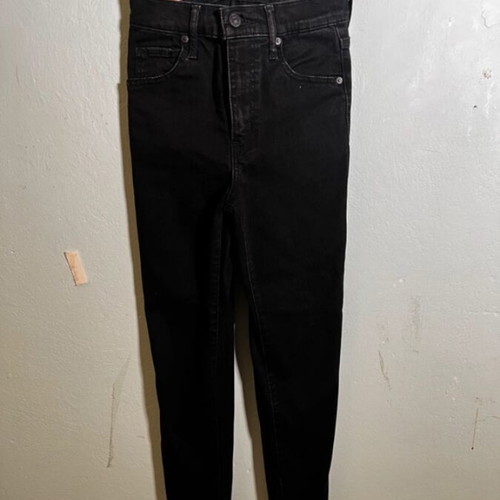 Levi's Skinny Jeans Black 2023 Like New, Worn Once