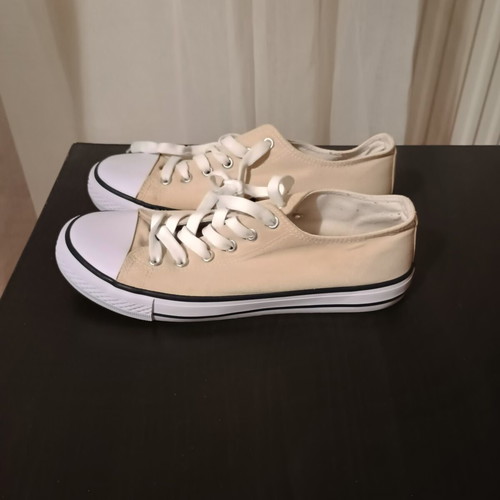 Γυναικεία αθλητικά παπούτσια Airstep νούμερο 41 μπεζ σαν καινούργια