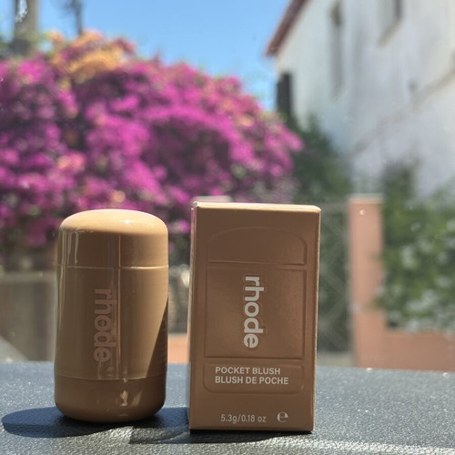 Rhode Pocket Blush Piggy new unused