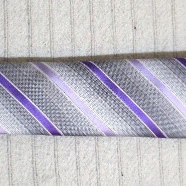 Nino Venturi Italian tie used, colorful