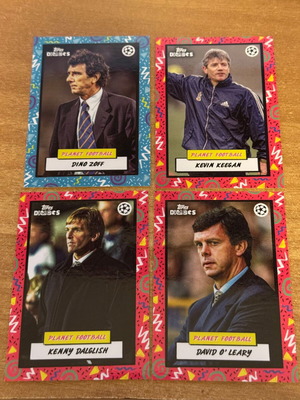 Πακέτο 2025 Topps Decades Ucc Planet Football με Zoff, Dalglish, Keegan, O'Leary