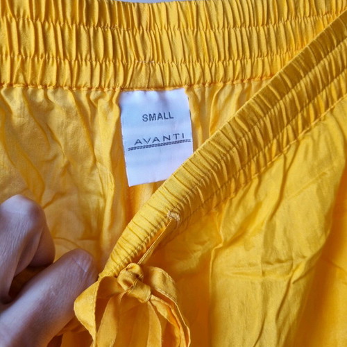 Avanti silk pants size S like new, high waist, yellow
