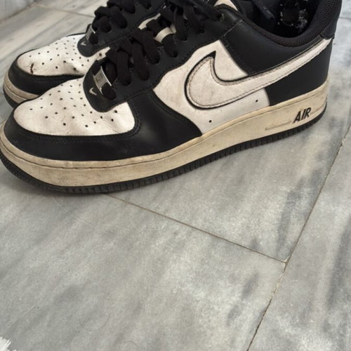 Nike Airforce 1 '07 sneakers used, black and white, size 43