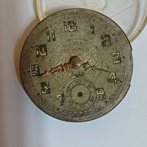 Metro watch movement used for parts Swiss chronometer