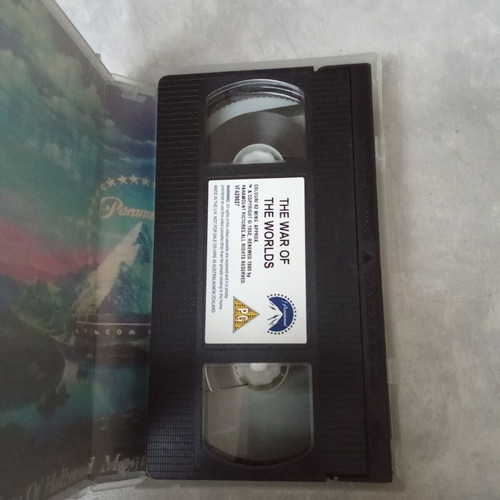 War of the Worlds VHS used, 1980s movie