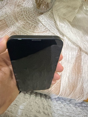 IPhone 16e 128GB σαν καινούργιο, μαύρο