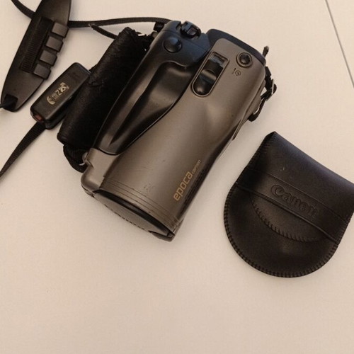 Canon camera used, not working but repairable with accessories