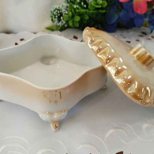 Titov Veles Jugoporcelan porcelain jewelry box like new