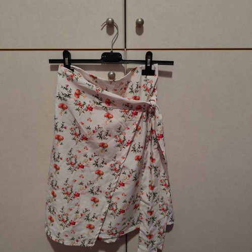 Floral pareo like new, multicolored, polyester