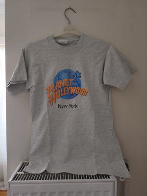 Planet Hollywood T Shirt used, size S, grey