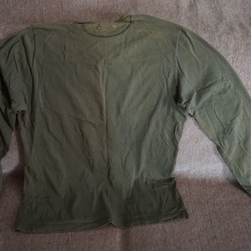 Reebok men's long-sleeve shirt used, size M