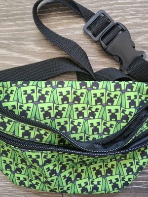 Minecraft waist bag like new, kids