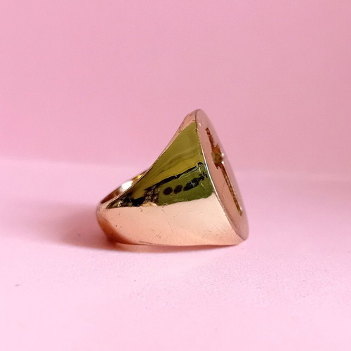 Ring used in gold tone with cross