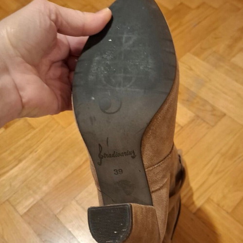 Boots like new, suede leather, size 39, gray and beige