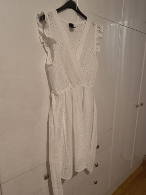 Deppy Joo dress like new, timeless white cotton with elastic waist