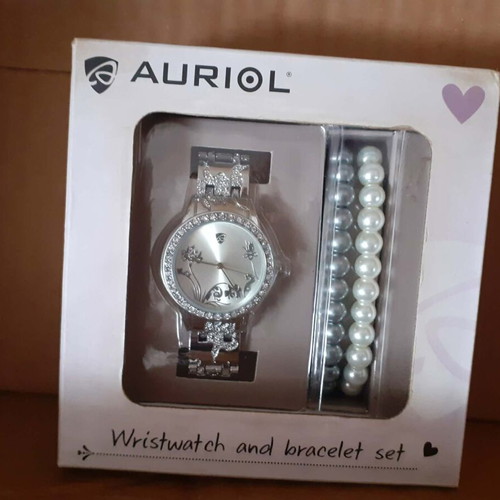 Watch bracelet set like new, silver with crystals and pearls