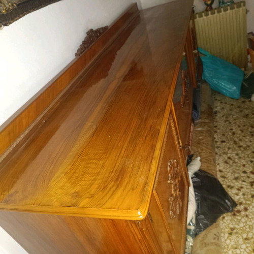 Walnut buffet like new in very good condition