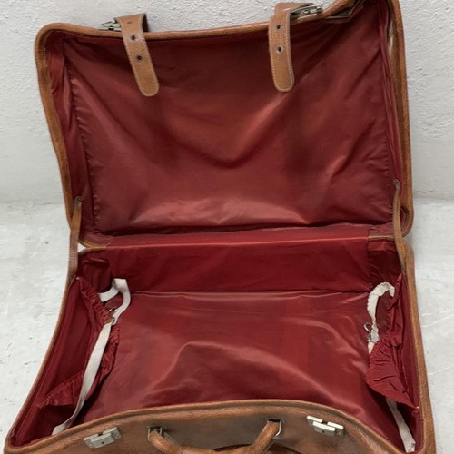 Leather suitcases used set of 3 pieces