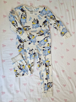 Bluey children's pajamas size 116cm used, H&M white and blue
