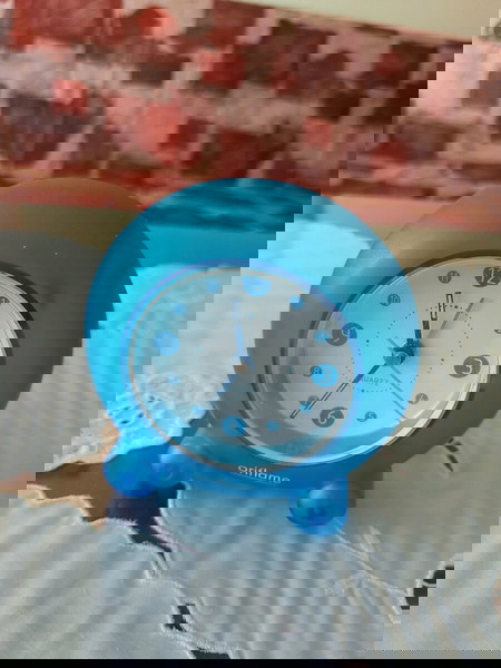 Ρετρό Ξυπνητήρι