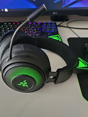 Razer Kraken Kitty Edition black wired headset used