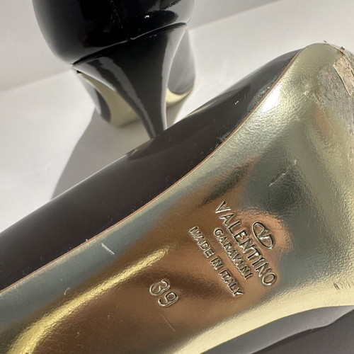 Valentino brown gold pumps, size 39
