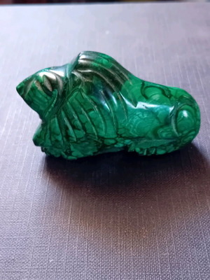 Malachite lion like new from Congo