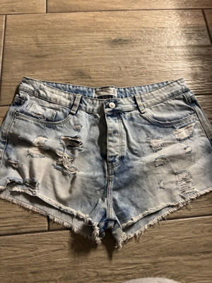 Τζιν σορτς Zara σαν καινούργιο, μέγεθος XL, μπλε