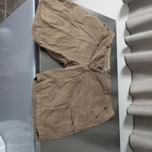 Men's Bermuda shorts used, camel color size XXL