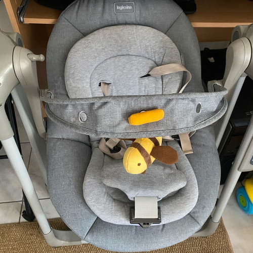Inglesina Relax like new with music and motion for baby