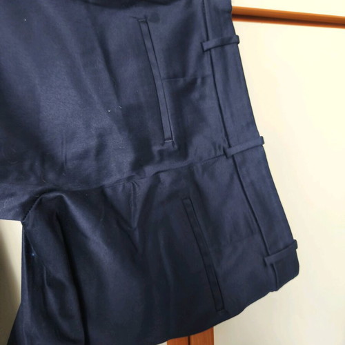 H&M women's blue pants satin texture five-pocket size L like new