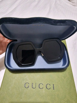 Gucci oversize sunglasses used