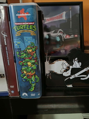 Son Goku bookend like new
