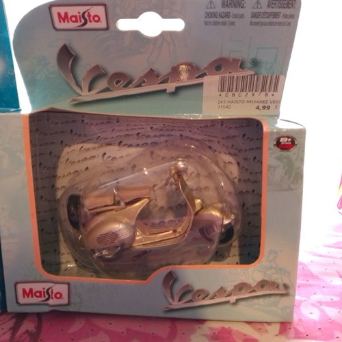 Maisto miniatures set of 3 new, BMW, Vespa, Racing Fire Gear