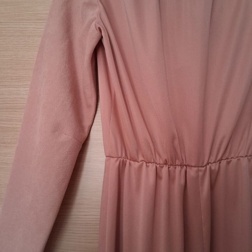 Pink onesie with velvet detail like new, sizes S/M