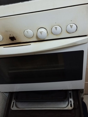 Pitsos kitchen used, fully functional