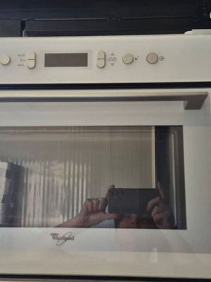 Εντοιχιζόμενος φούρνος μικροκυμάτων Whirlpool AMW 498 WH 750W 17L λευκός σαν καινούργιος
