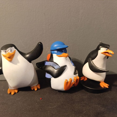 Penguins of Madagascar figures set used with sounds