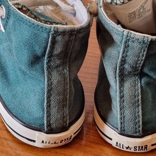 Converse kids boots size 24 like new green