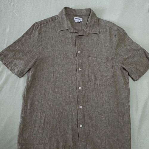 Weekday linen shirt size M like new, olive green