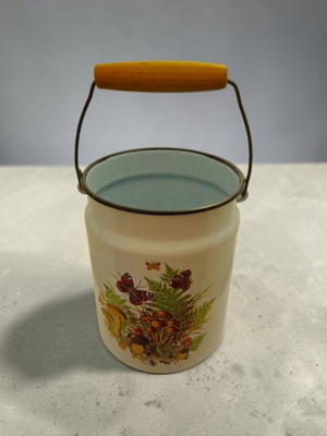 Vintage enamel milk container cottagecore decoration, like new
