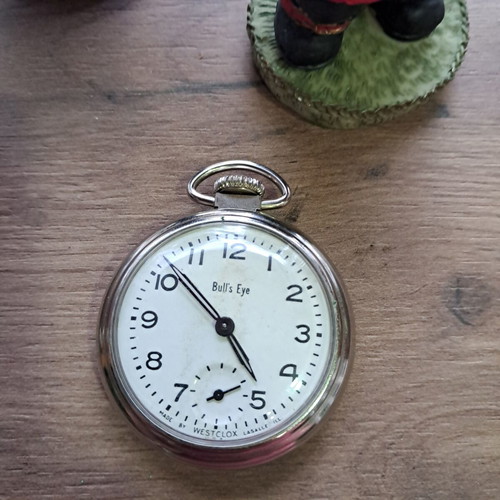Bulls Eye pocket watch 50mm used, mechanical, needs cleaning