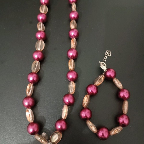 Necklace and bracelet set new
