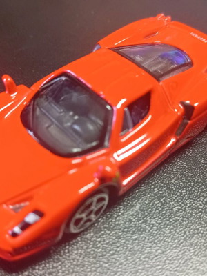 Burago Enzo Ferrari 1:64 σαν καινούργιο