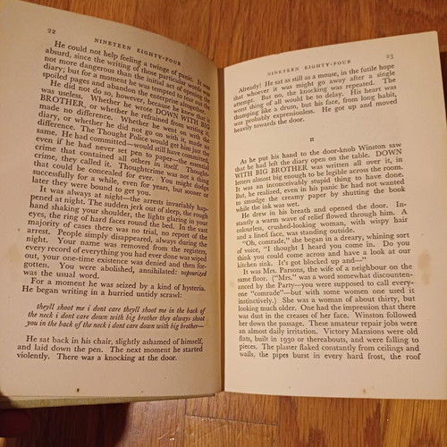 1984 George Orwell used collectible book in English