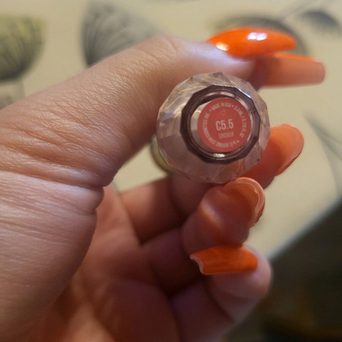 Jeffrey Star Concealer like new, shade C5.5