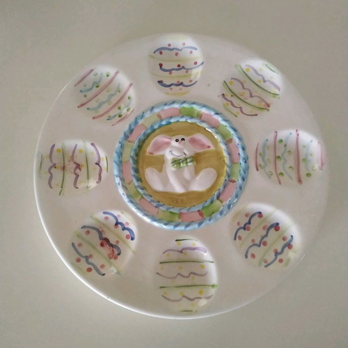 Easter platter used in excellent condition