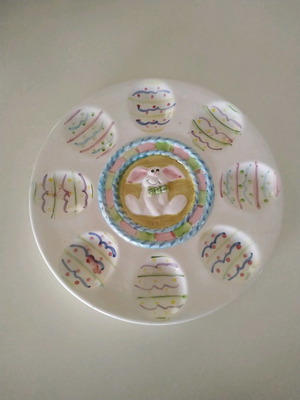 Πασχαλινή πιατέλα σε άριστη κατάσταση