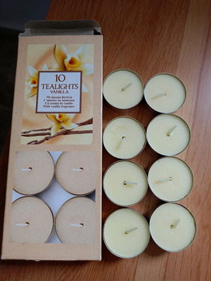 Tealight vanilla candles, 8 pieces, like new
