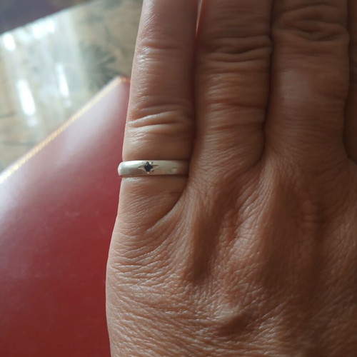 Silver 959 ring with genuine small sapphire, like new
